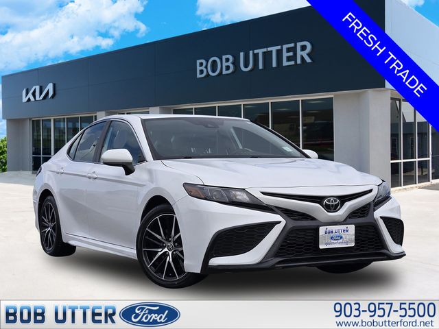 Super White 2021 Toyota Camry SE FWD Sedan Front-Wheel Drive 8-Speed Automatic