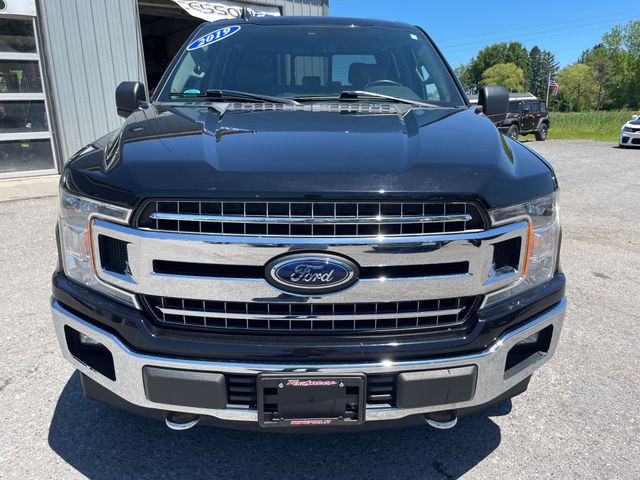 2019 Ford F-150 XLT - Black Metallic exterior view 2