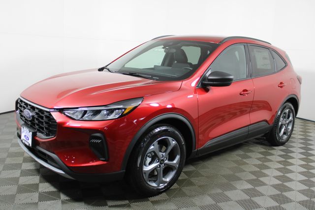 2025 Ford Escape ST-Line photo 3