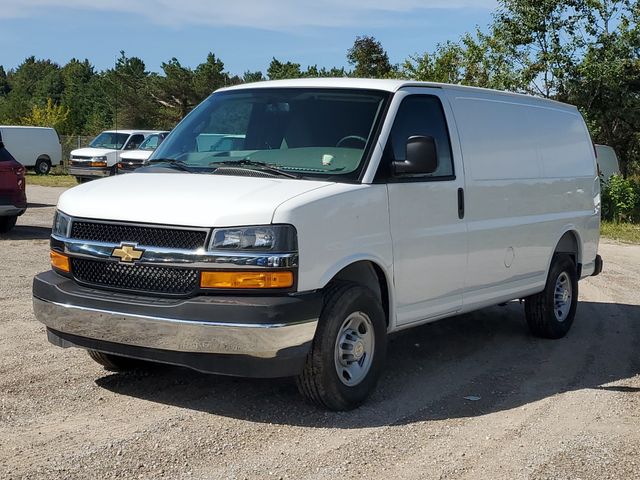 New 2026 Chevrolet Express 2500 - photo 2
