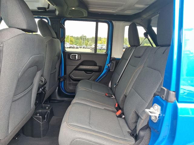 Used 2025 Jeep Wrangler SUV