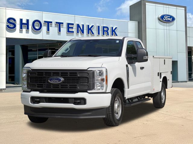 Used 2025 Ford F-250SD Truck