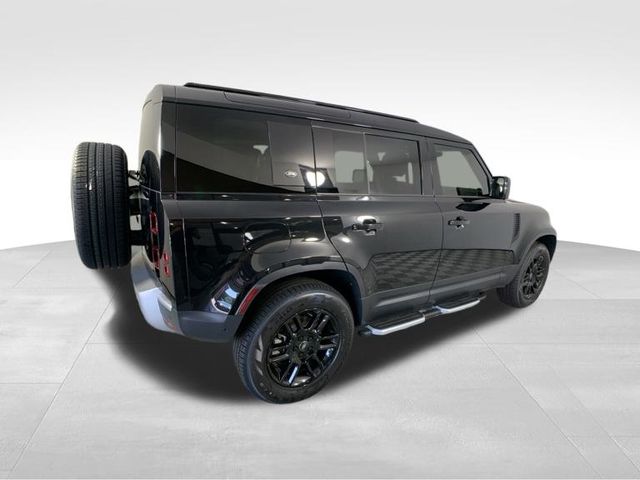 2024 Land Rover Defender 110 S 6