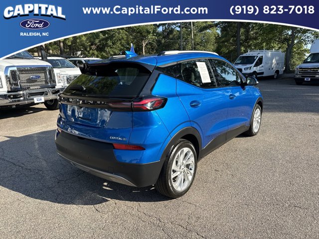 Used 2023 Blue Chevrolet LT image 8