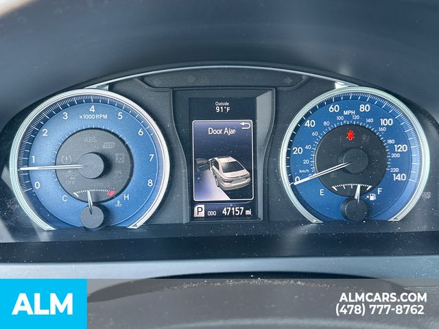 Used 2017 Gray Toyota LE image 31
