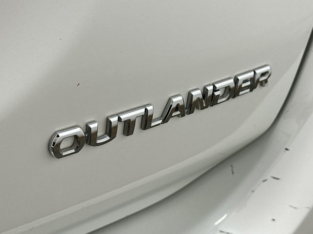 2017 Mitsubishi Outlander ES  at Auto Express Mitsubishi
