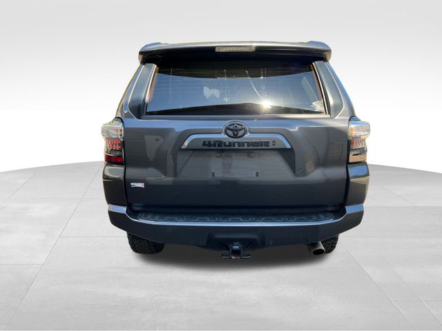 2022 Toyota 4Runner SR5 Premium 8