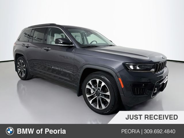 2022 Jeep Grand Cherokee Overland 4WD