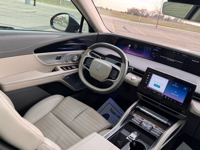 2024 Lincoln Nautilus Reserve