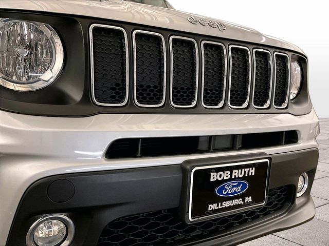 2021 Jeep Renegade Latitude Silver at South Hills Kia
