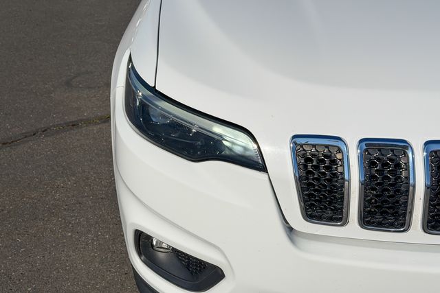 used 2020 Jeep Cherokee car, priced at $18,290