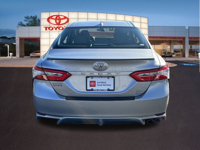 2020 Toyota Camry SE 28