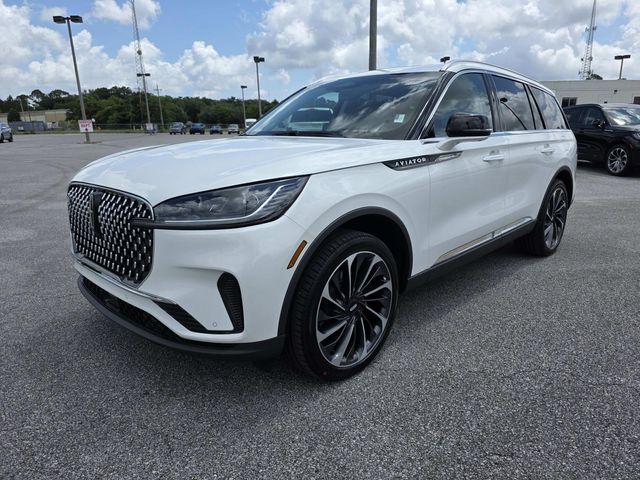 2025 Lincoln Aviator Reserve photo