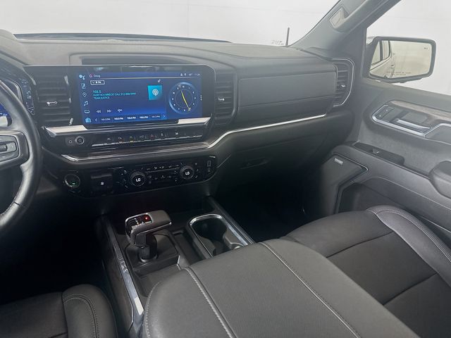 Thumbnail: 2023 Chevrolet Silverado 1500 - 22