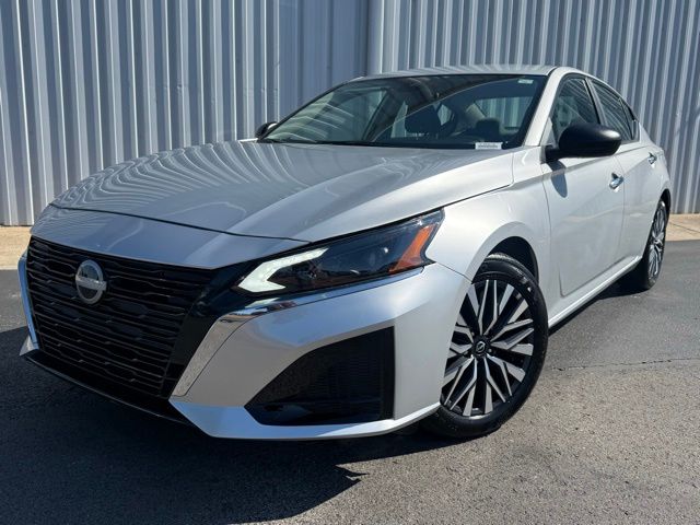 used 2025 Nissan Altima car, priced at $22,947