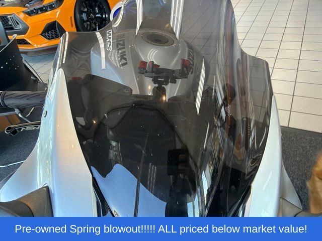 Used 2025 Silver Suzuki R image 22