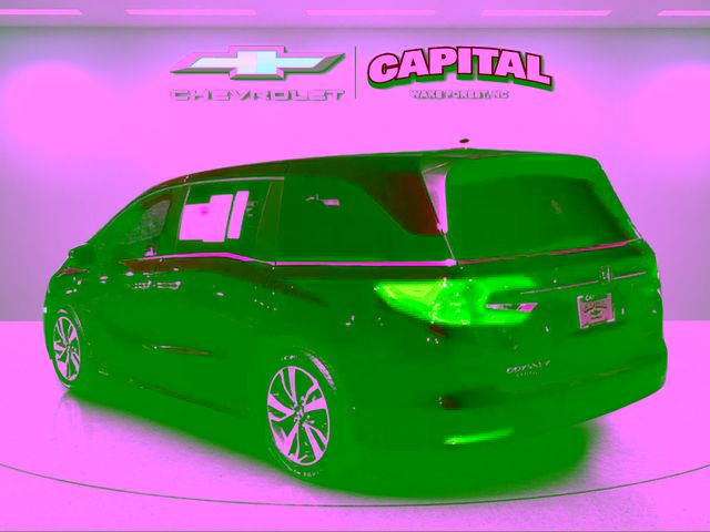 Used 2023  Honda Touring image 3