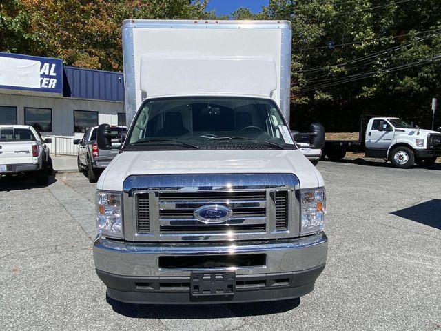 2024 Ford E-450SD Base 8