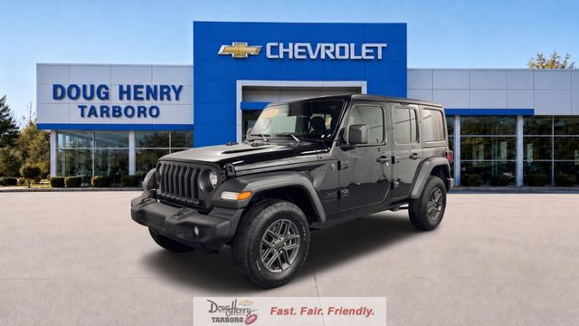 Black Clearcoat 2025 Jeep Wrangler SUV / Crossover Four-Wheel Drive 8-Speed Automatic
