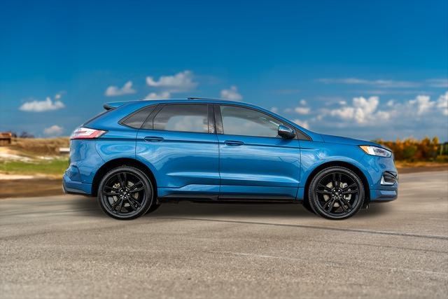 2021 Ford Edge ST 8