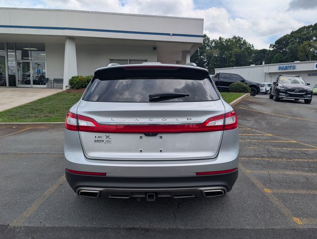 Used 2016 Silver Lincoln Reserve image 4