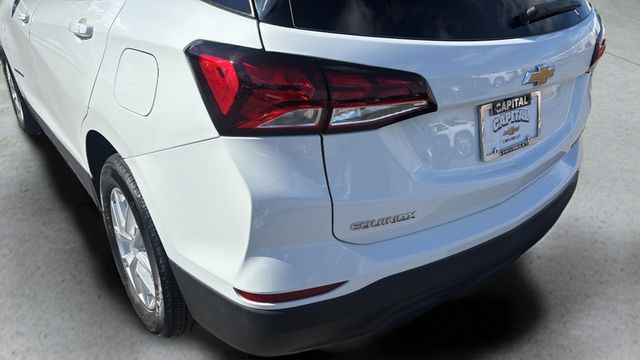 Used 2022 White Chevrolet LS image 34