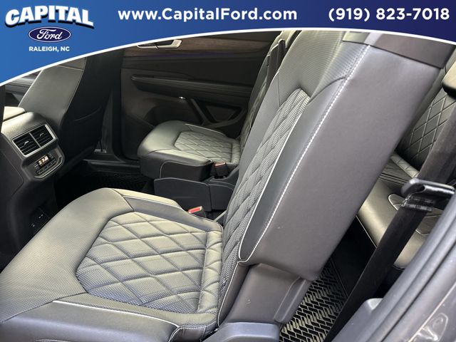 Used 2024 Gray Volkswagen 2.0T SEL Premium R-Line image 18