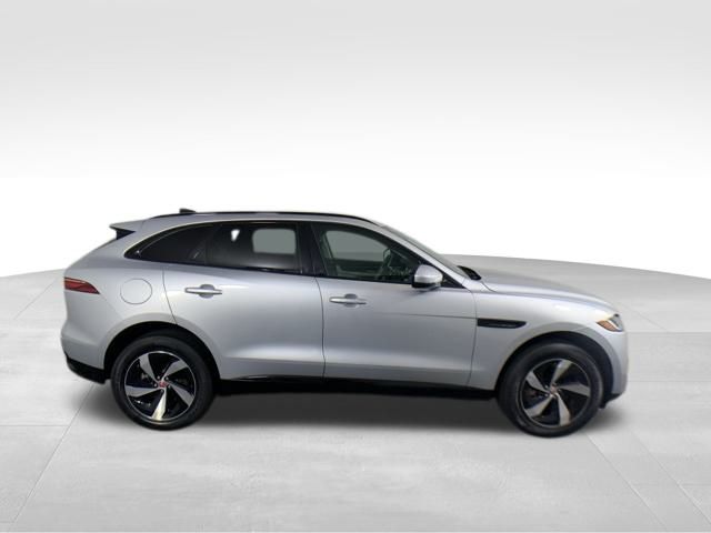 2022 Jaguar F-PACE P250 S 7