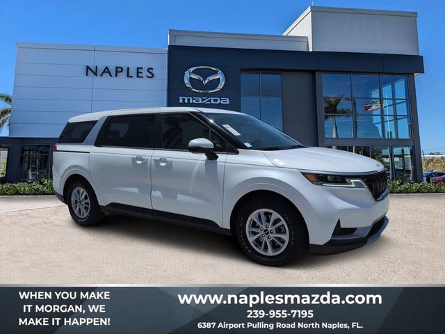 2023 Kia Carnival LX Seat Package