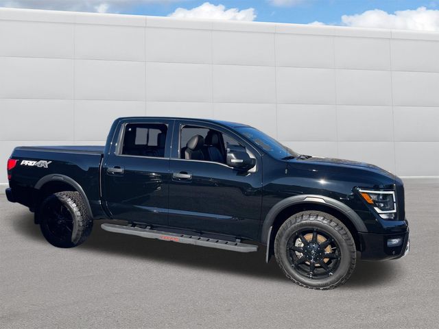 2021 Nissan Titan PRO-4X 8