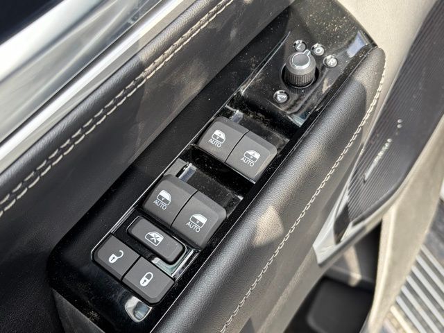 new 2026 Jeep Grand Wagoneer car, priced at $70,539