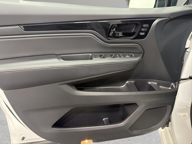2023 Honda Odyssey Touring's photo