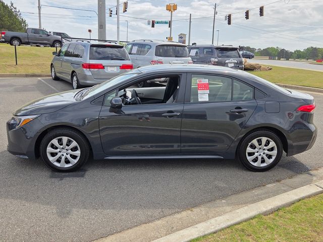 New 2026  Toyota LE image 4