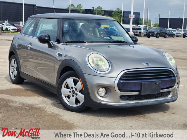 Silver Metallic 2016 MINI Cooper 2-Door Hatchback FWD Hatchback Front-Wheel Drive 6-Speed Automatic