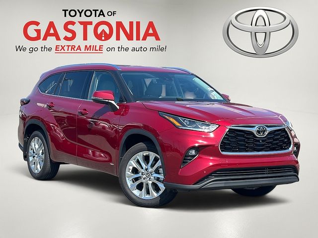 Red (Ruby Flare Pearl) 2026 Toyota Highlander Hybrid SUV / Crossover All-Wheel Drive Continuously Variable Transmission
