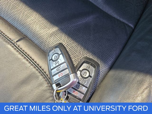 Used 2023 White Ford Platinum image 34