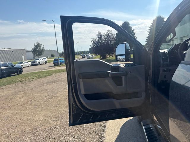 2019 Magnetic Ford Super Duty F-250 SRW XLT 4X4 Truck