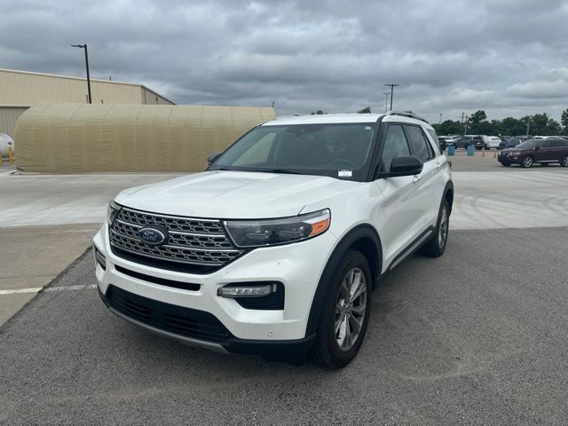 White Metallic 2023 Ford Explorer Limited AWD SUV / Crossover All-Wheel Drive Automatic