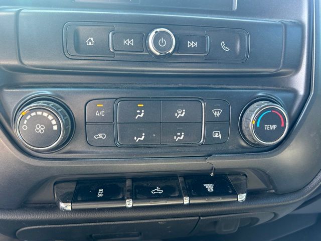 Used 2016 White GMC Base image 11