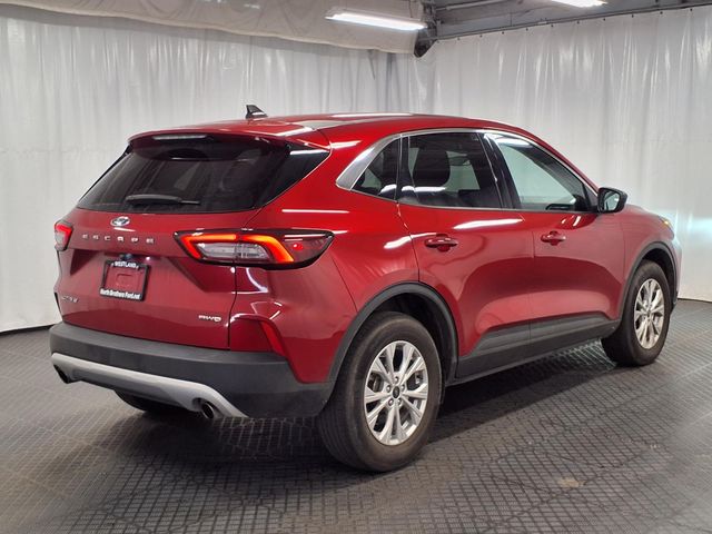 2023 Ford Escape - Image 5