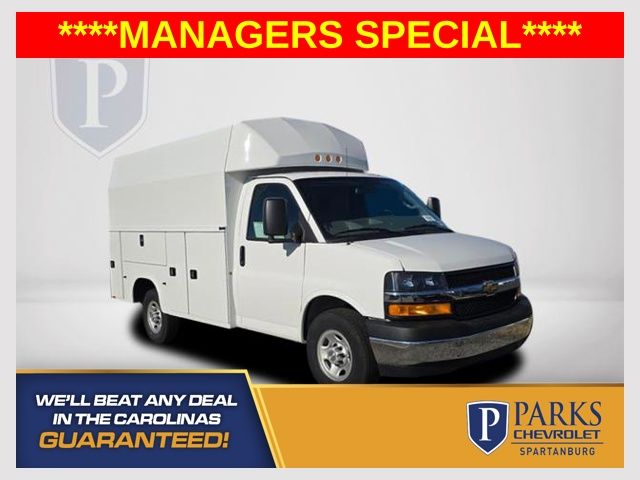 2025 Chevrolet Express Chassis Blanco (Summit White) Van Tracción trasera 8 velocidades Automática
