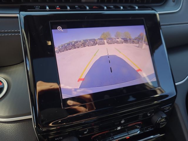 New 2025 White Jeep Altitude X image 14