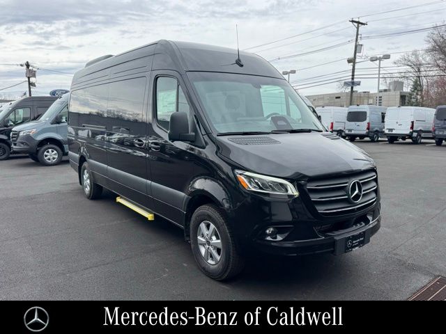 2026 Mercedes-Benz Sprinter 2500 170 High Roof Passenger Van RWD