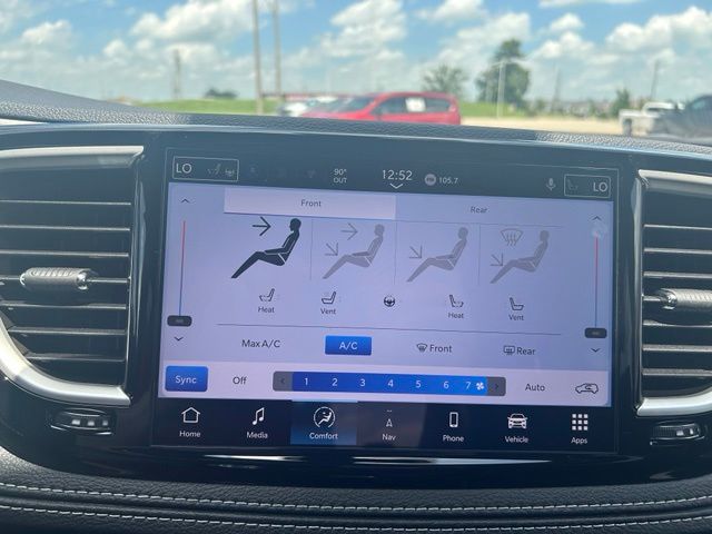 New 2027 Chrysler Pacifica Van