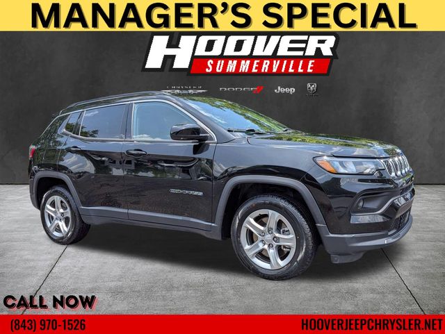 Diamond Black Crystal Pearlcoat 2024 Jeep Compass SUV / Crossover Four-Wheel Drive 8-Speed Automatic
