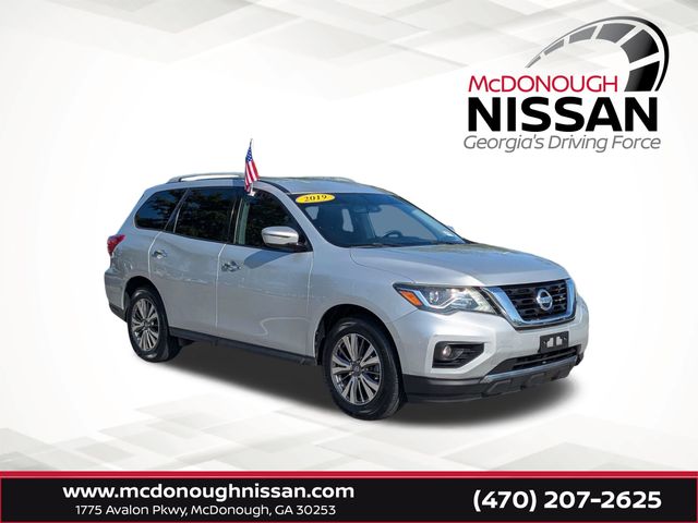Brilliant Silver Metallic 2019 Nissan Pathfinder SUV / Crossover Front-Wheel Drive Continuously Variable Transmission