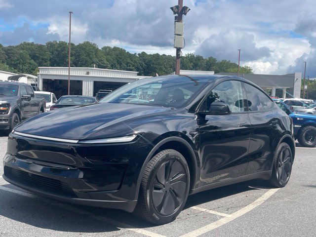2026 Tesla Model Y Premium