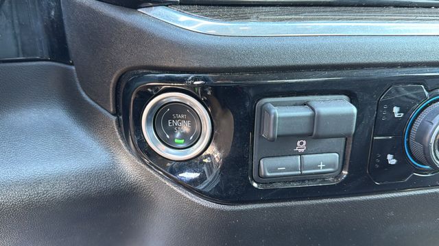Used 2026 Black Chevrolet LT image 28
