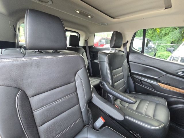 2017 GMC Acadia Denali:46487A