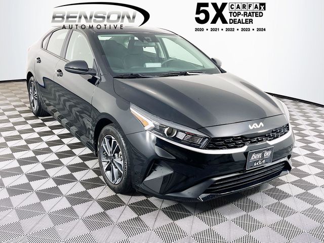 2024 Kia Forte LXS FWD